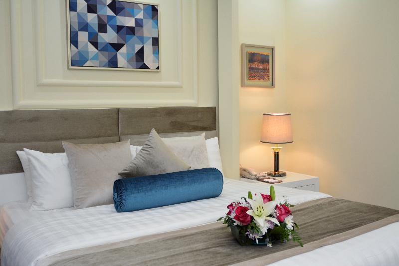 Golden Bujari Hotel Αλ Κομπάρ Εξωτερικό φωτογραφία