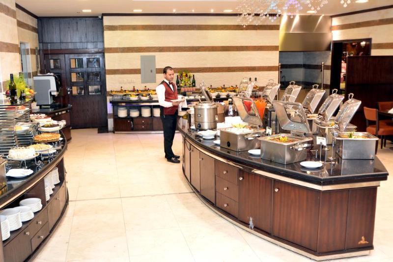 Golden Bujari Hotel Αλ Κομπάρ Εξωτερικό φωτογραφία