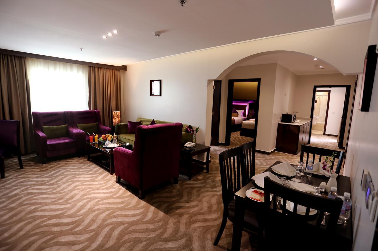 Golden Bujari Hotel Αλ Κομπάρ Εξωτερικό φωτογραφία
