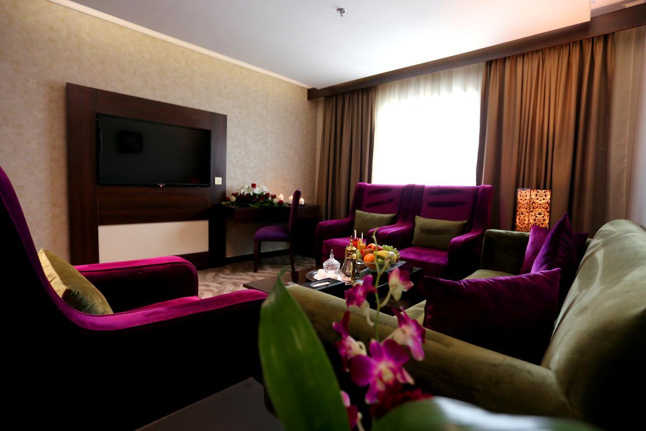 Golden Bujari Hotel Αλ Κομπάρ Εξωτερικό φωτογραφία