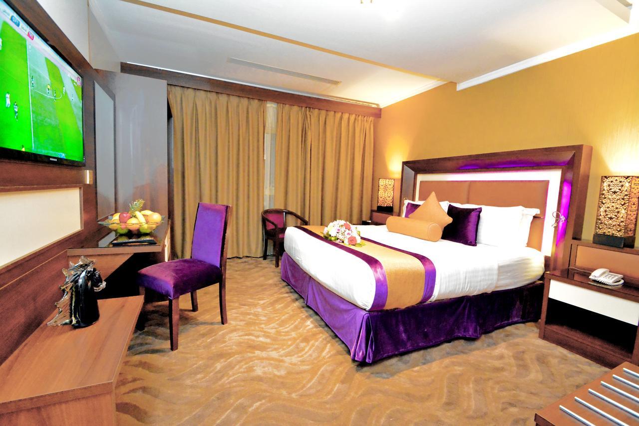 Golden Bujari Hotel Αλ Κομπάρ Εξωτερικό φωτογραφία